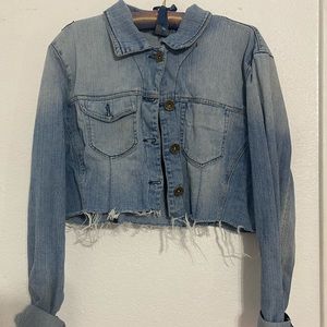 Cropped denim jacket